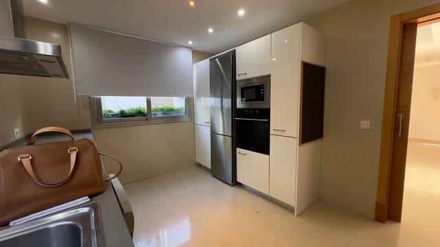 4 bedroom Semi-detached Villa for rent in Cala Vinyes / Cala Vinyas / Cala Viñas, Calvià with garage - € 3,750 (Ref: 9496551)