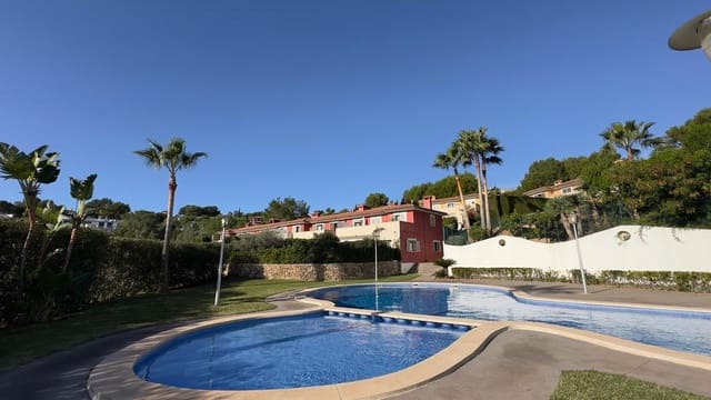 4 bedroom Semi-detached Villa for rent in Cala Vinyes / Cala Vinyas / Cala Viñas, Calvià with garage - € 3,750 (Ref: 9496551)