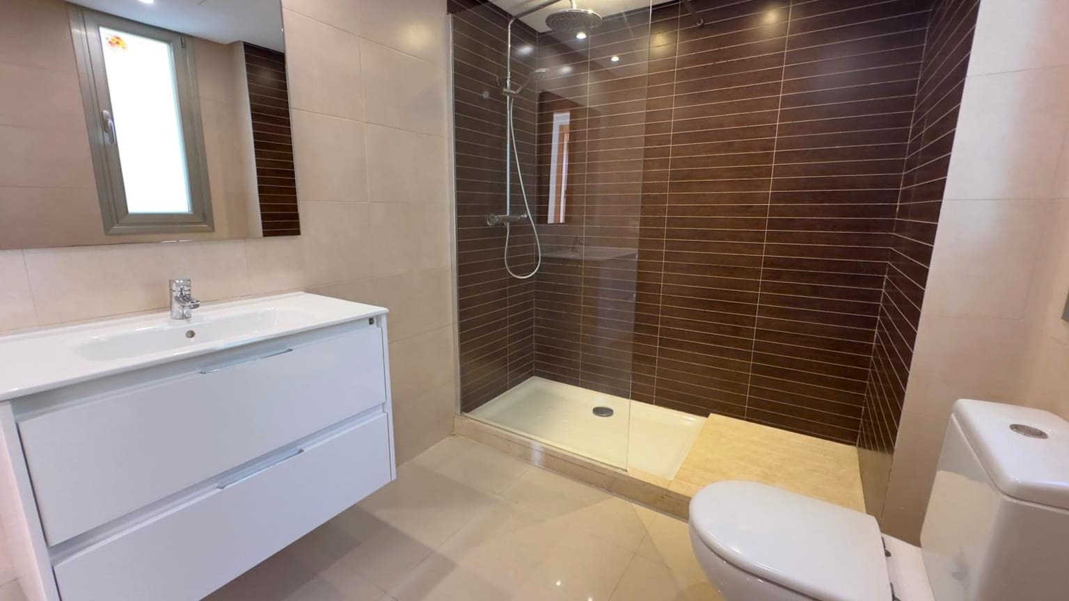 4 bedroom Semi-detached Villa for rent in Cala Vinyes / Cala Vinyas / Cala Vinas with garage - € 3,750 (Ref: 9496551)