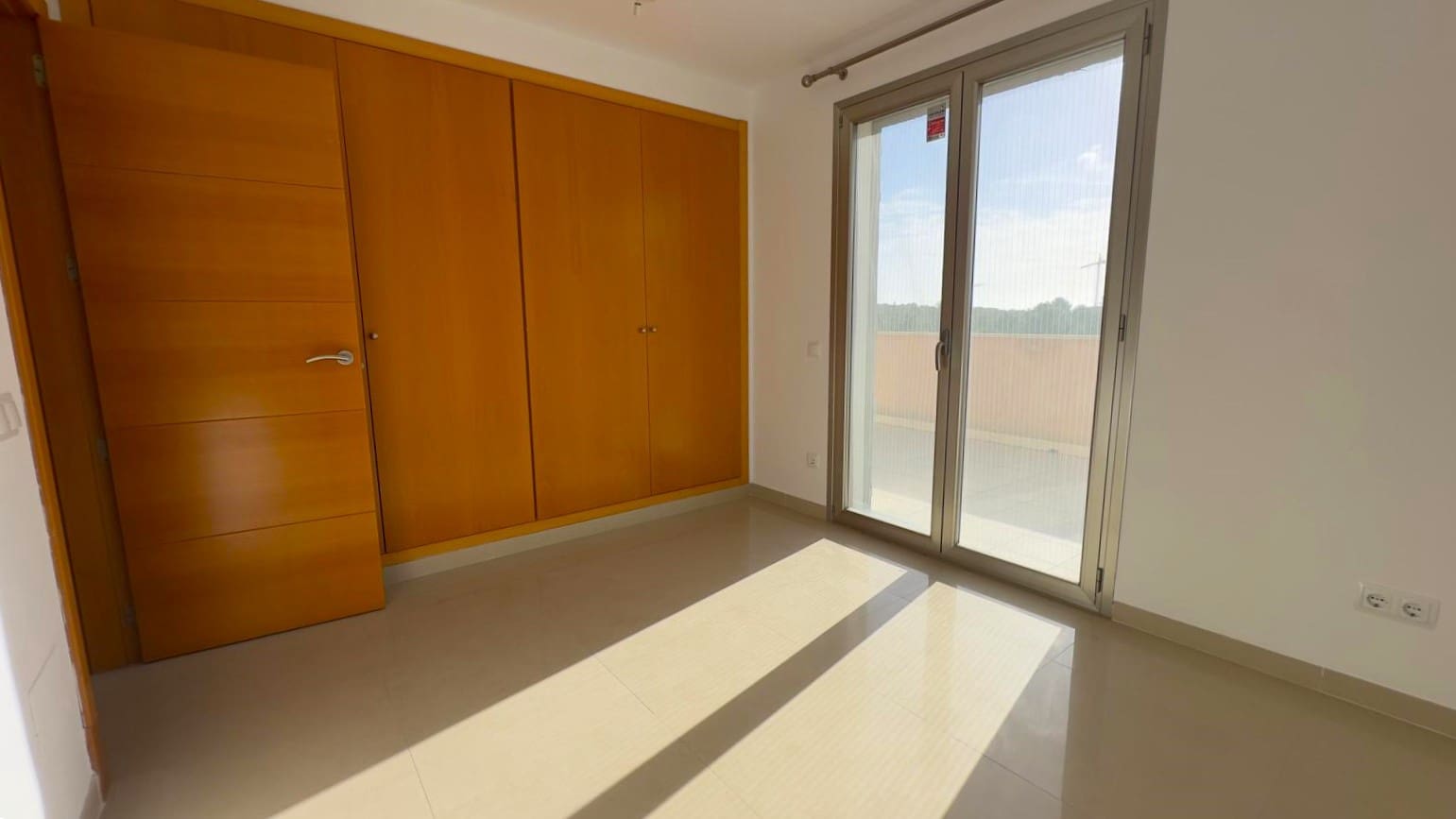 4 bedroom Semi-detached Villa for rent in Cala Vinyes / Cala Vinyas / Cala Vinas with garage - € 3,750 (Ref: 9496551)