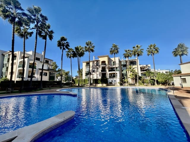 3 bedroom Apartment for rent in Santa Ponsa, Calvià with garage - € 3,200 (Ref: 9500738)