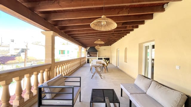 Maison de Ville de 5 chambres à louer à Son Serra - La Vileta, Palma de Mallorca - 3 500 € (Ref: 9511353)