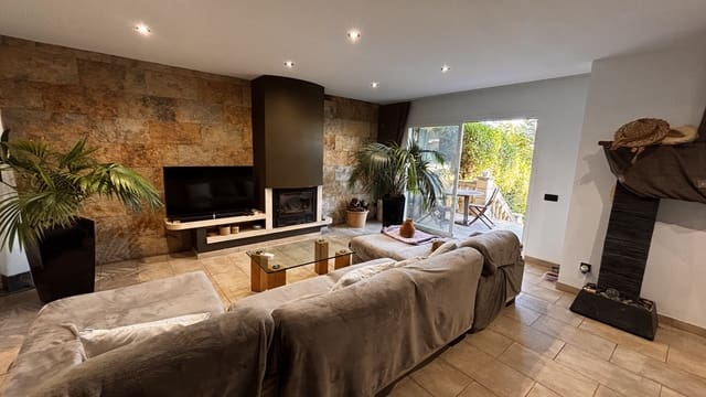 3 makuuhuone Paritalo myytävänä paikassa Santa Ponsa, Calvià - 895 000 € (Ref: 9511354)