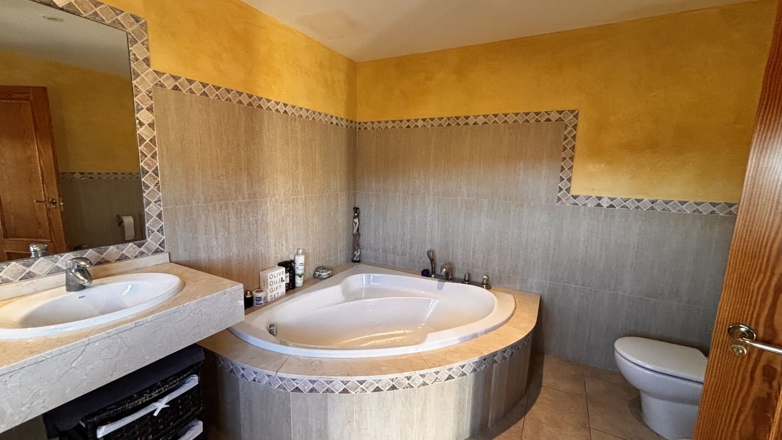 3 makuuhuone Paritalo myytävänä paikassa Calvia - 895 000 € (Ref: 9511354)