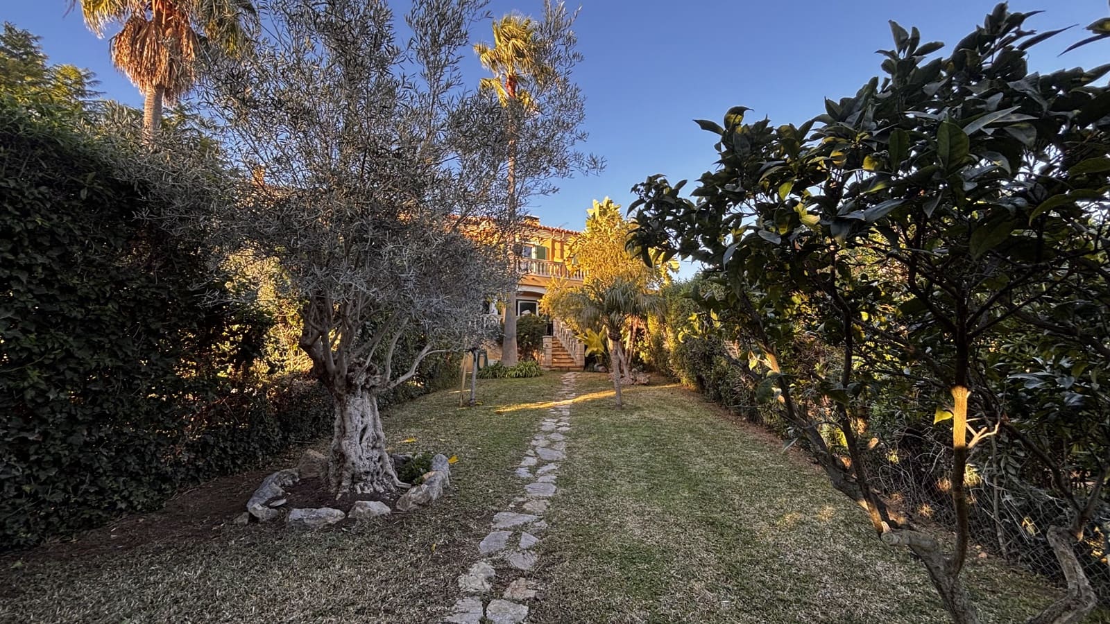 3 makuuhuone Paritalo myytävänä paikassa Calvia - 895 000 € (Ref: 9511354)