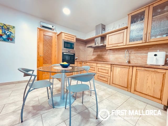 3 bedroom Semi-detached Villa for sale in Santa Ponsa, Calvià with garage - € 850,000 (Ref: 9511354)