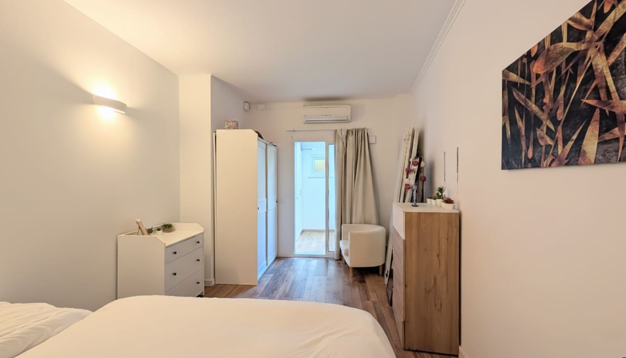 3 bedroom Apartment for rent in Genova with garage - € 1,850 (Ref: 9511356)