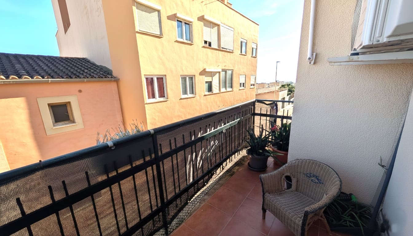 3 bedroom Apartment for rent in Genova with garage - € 1,850 (Ref: 9511356)