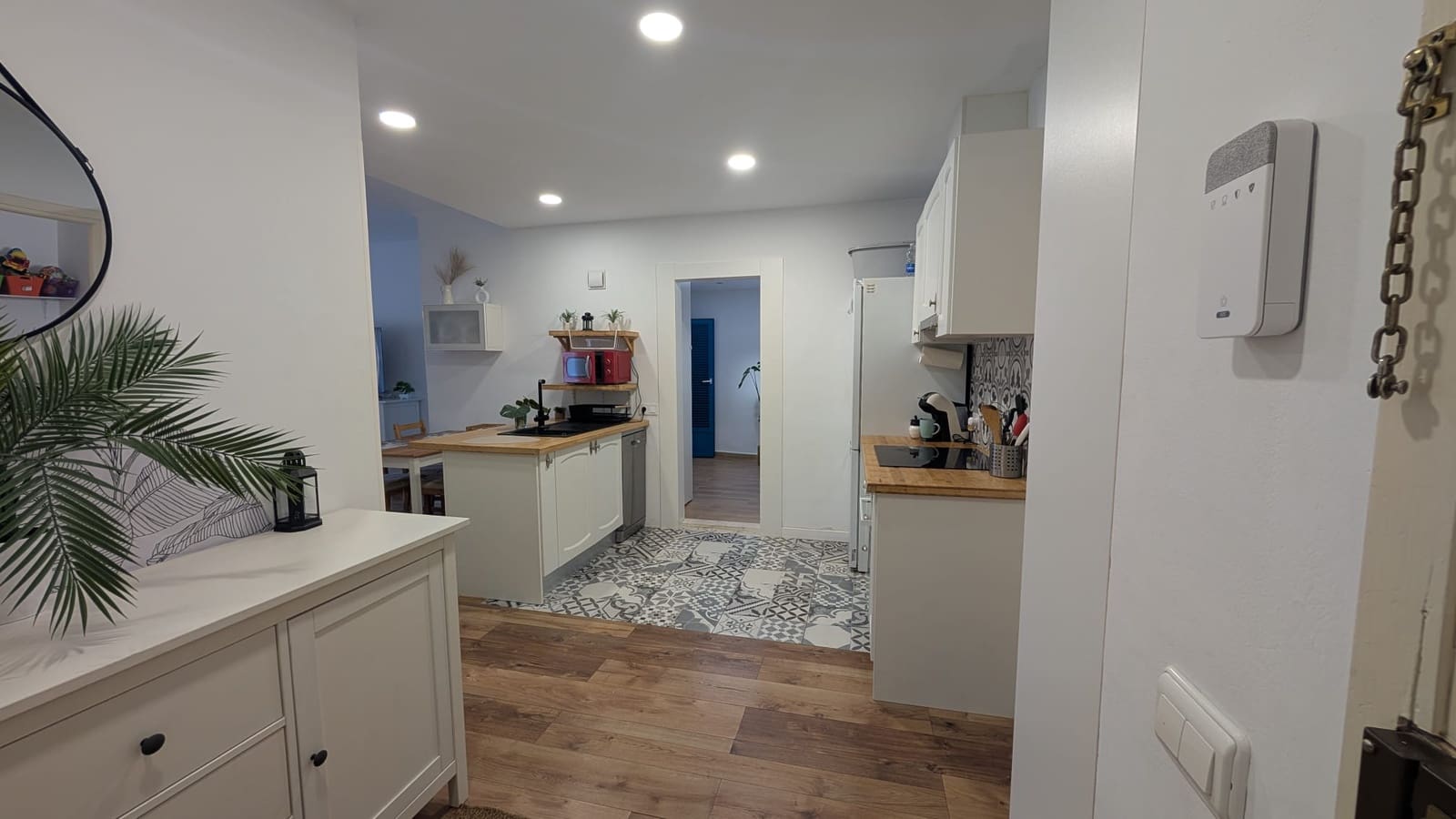 3 bedroom Apartment for rent in Genova with garage - € 1,850 (Ref: 9511356)