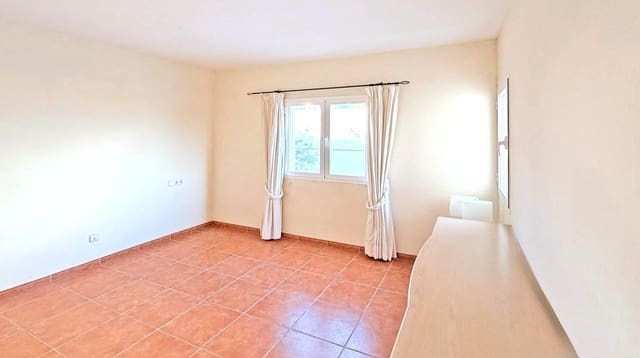 4 Zimmer Villa zu verkaufen in El Toro / Port Adriano, Calvià mit Pool Garage - 995.000 € (Ref: 9511357)