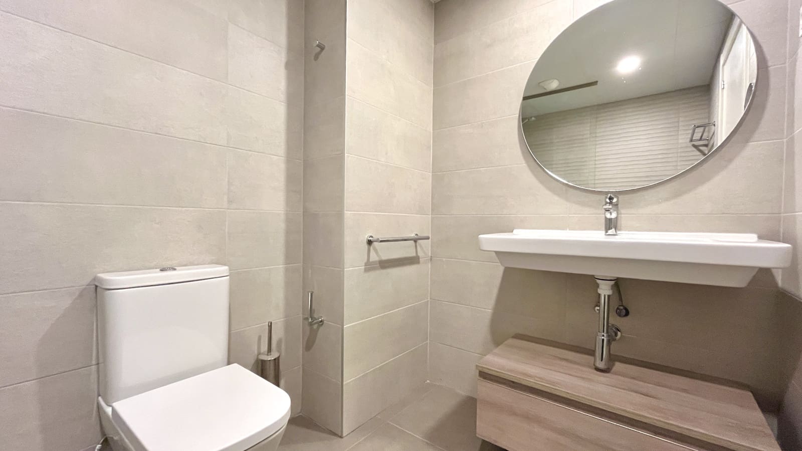 2 soveværelse Lejlighed til leje i Santa Ponsa med garage - € 2.000 (Ref: 9517958)