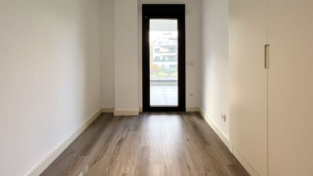 2 soveværelse Lejlighed til leje i Santa Ponsa, Calvià med garage - € 2.000 (Ref: 9517958)