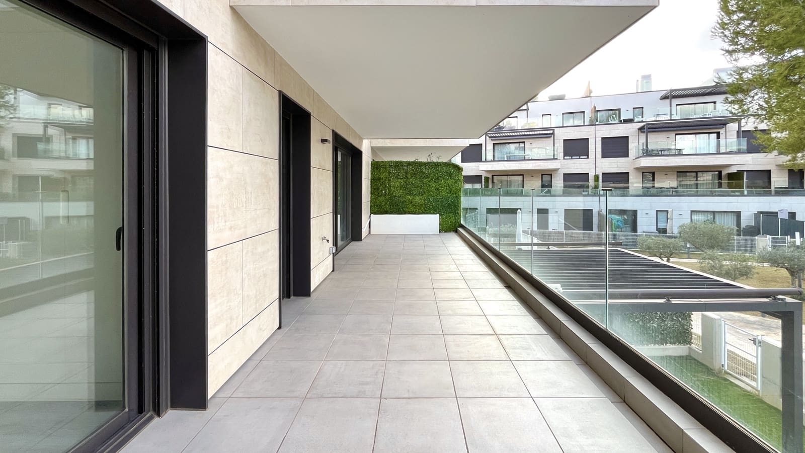 2 soveværelse Lejlighed til leje i Santa Ponsa med garage - € 2.000 (Ref: 9517958)