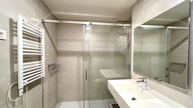 2 soveværelse Lejlighed til leje i Santa Ponsa, Calvià med garage - € 2.000 (Ref: 9517958)