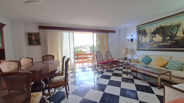 3 makuuhuone Huoneisto vuokrattavana paikassa Portocristo / Port de Manacor, Manacor mukana 
autotalli - 1 600 € (Ref: 9523573)