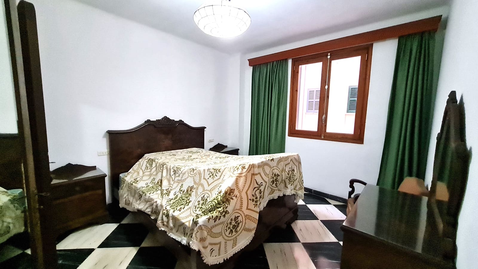 3 makuuhuone Huoneisto vuokrattavana paikassa Portocristo / Port de Manacor mukana 
autotalli - 1 600 € (Ref: 9523573)