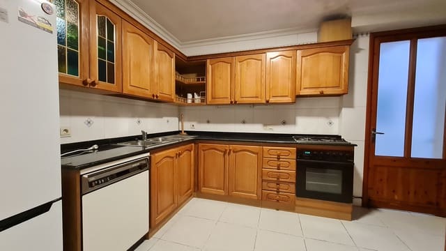 3 makuuhuone Huoneisto vuokrattavana paikassa Portocristo / Port de Manacor, Manacor mukana 
autotalli - 1 600 € (Ref: 9523573)