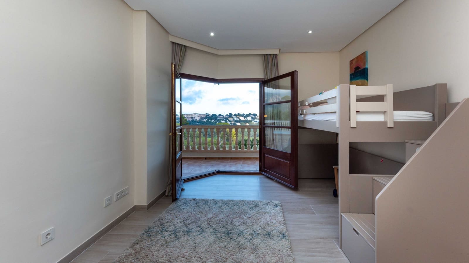 5 bedroom Villa for sale in Bendinat with pool garage - € 3,950,000 (Ref: 9525862)