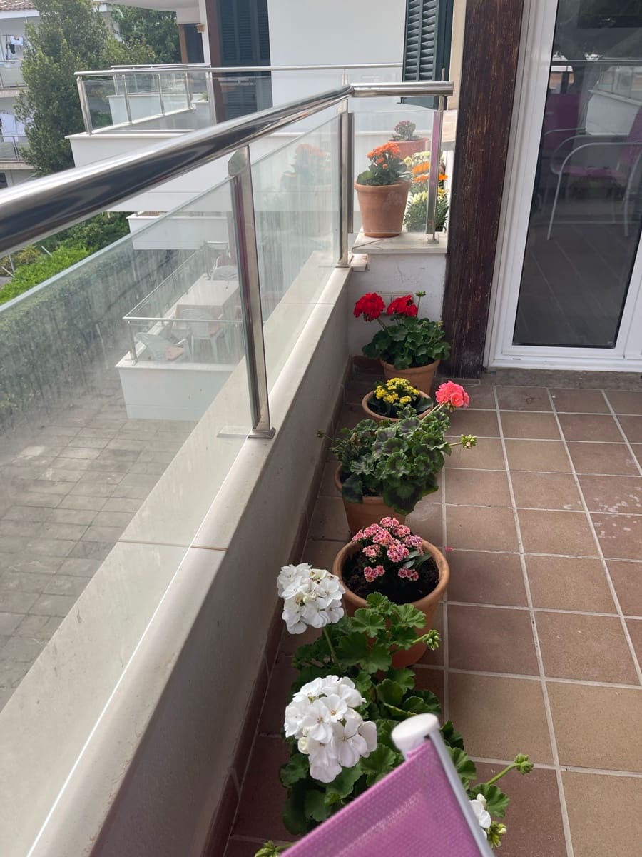 2 bedroom Apartment for rent in Puerto de Alcudia with garage - € 1,500 (Ref: 9539722)