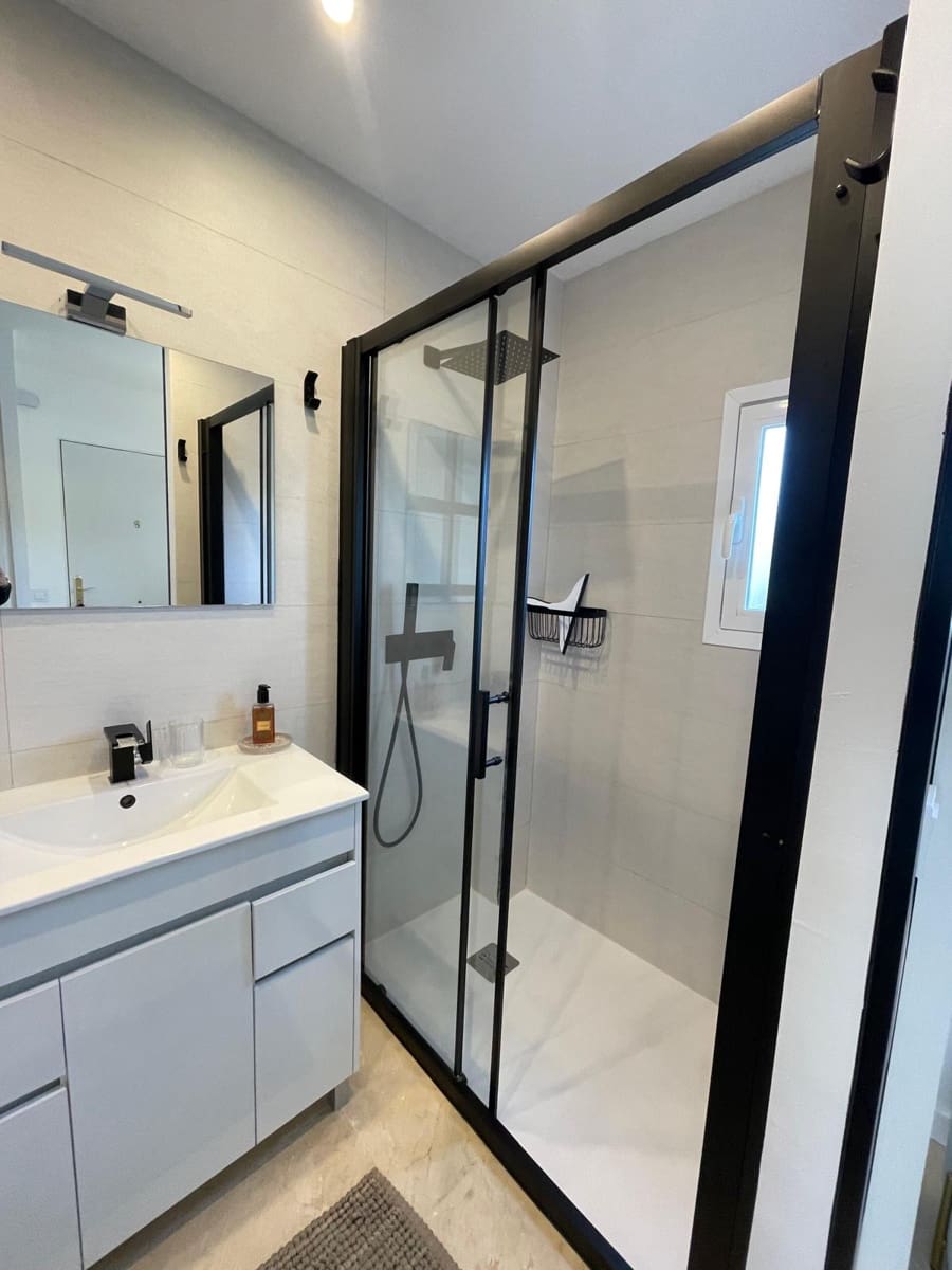 1 soveværelse Lejlighed til salg i Puerto Portals - € 320.000 (Ref: 9539723)