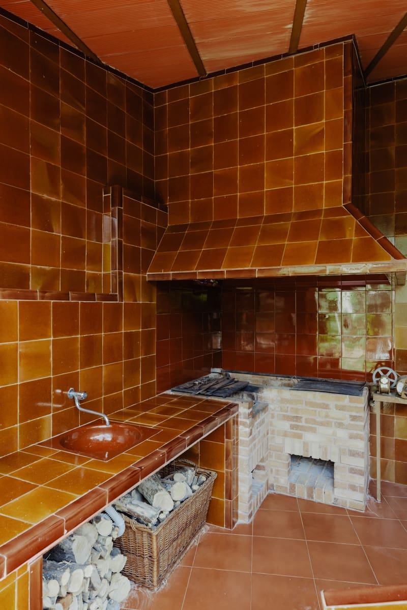 5 bedroom Villa for rent in Establiments with pool garage - € 7,200 (Ref: 9539724)