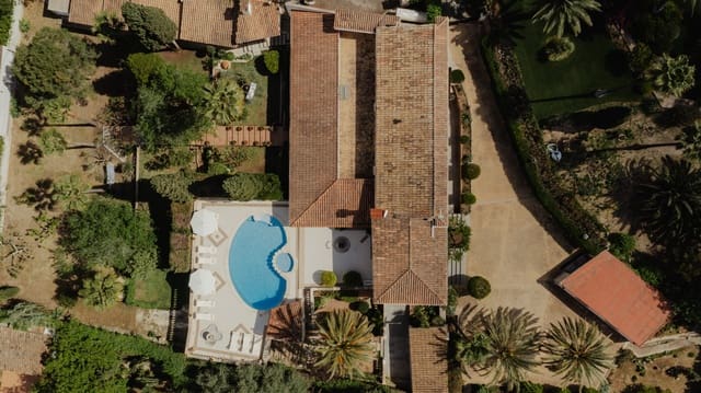 5 bedroom Villa for rent in Establiments, Palma de Mallorca with pool garage - € 7,200 (Ref: 9539724)