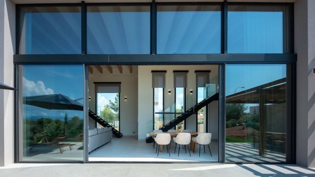 4 soveværelse Villa til salg i Son Gual, Palma de Mallorca med garage - € 1.900.000 (Ref: 9539726)