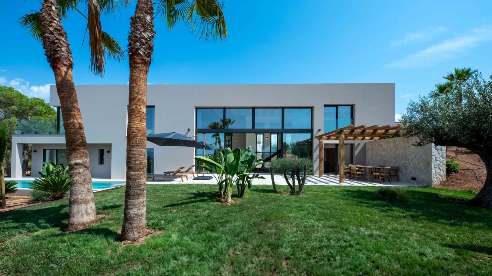 4 soveværelse Villa til salg i Son Gual med garage - € 1.900.000 (Ref: 9539726)