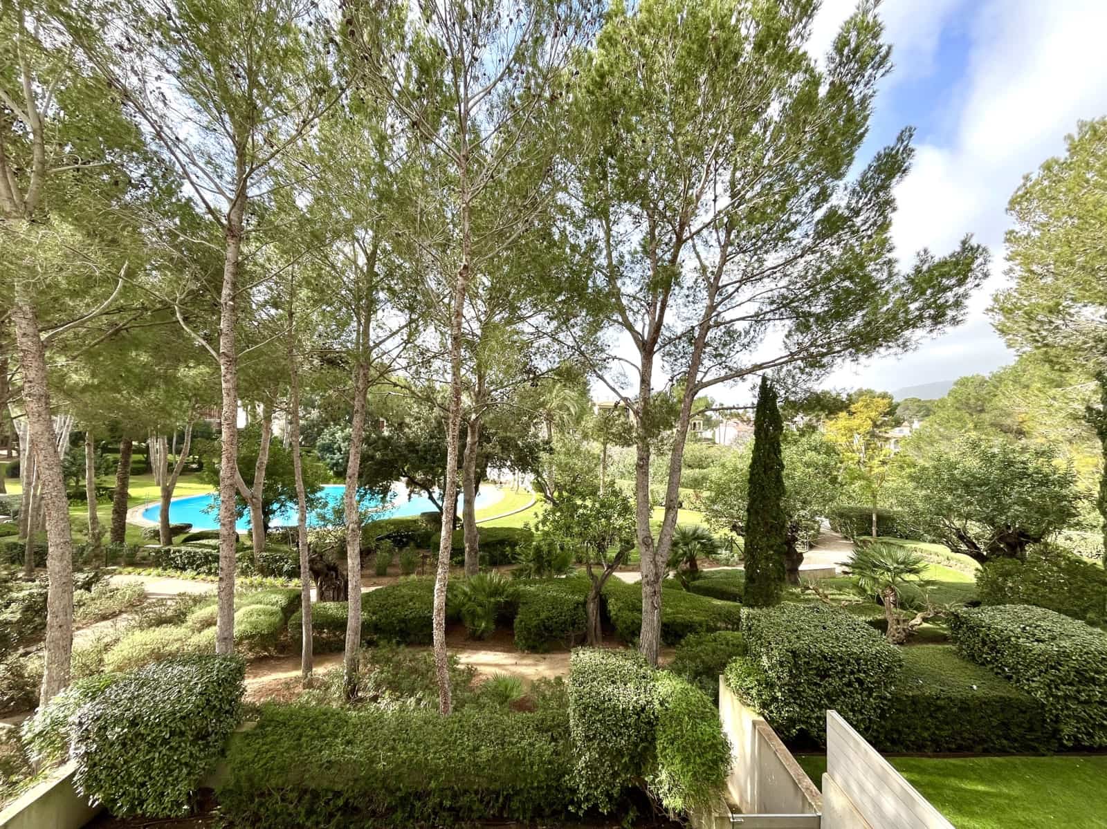 4 soveværelse Lejlighed til leje i Bendinat med garage - € 6.800 (Ref: 9542743)