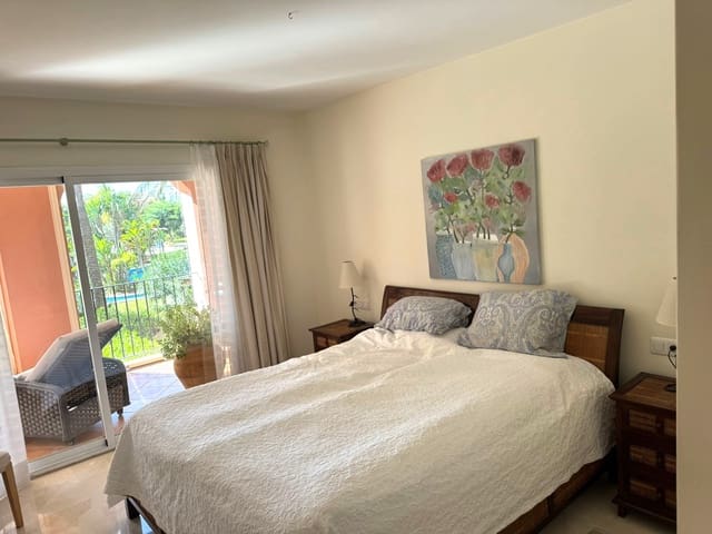 2 soveværelse Lejlighed til salg i Santa Ponsa, Calvià med garage - € 875.000 (Ref: 9547227)