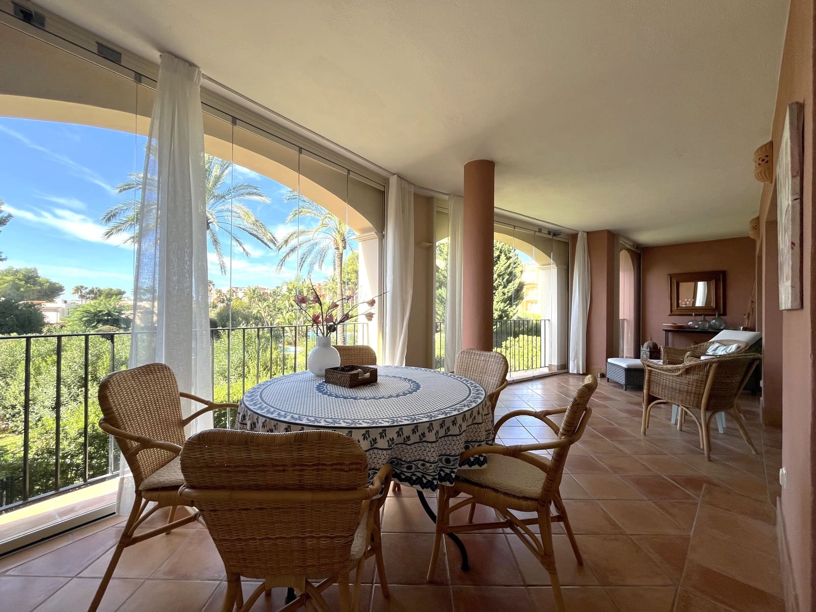 2 soveværelse Lejlighed til salg i Santa Ponsa med garage - € 875.000 (Ref: 9547227)