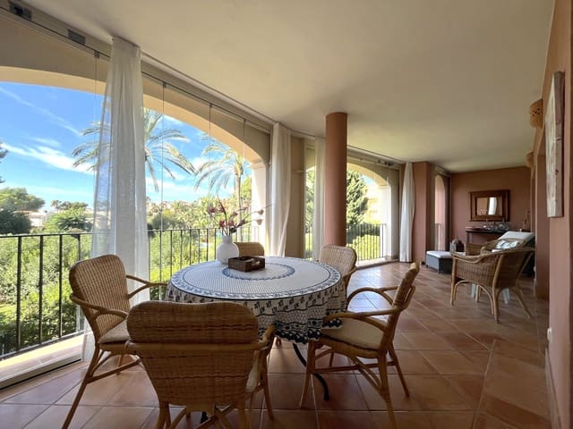 2 soveværelse Lejlighed til salg i Santa Ponsa, Calvià med garage - € 875.000 (Ref: 9547227)