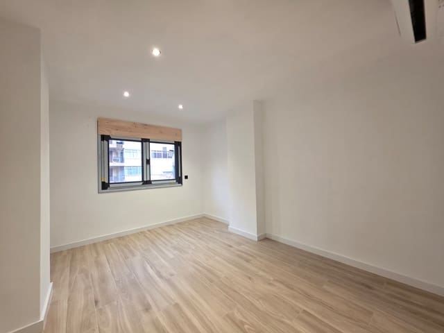 2 soveværelse Lejlighed til leje i Marques de la Fonsanta, Palma de Mallorca med garage - € 1.800 (Ref: 9553233)