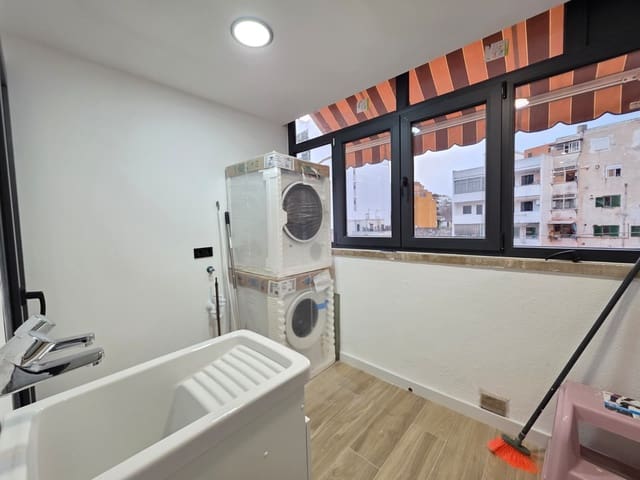 2 soveværelse Lejlighed til leje i Marques de la Fonsanta, Palma de Mallorca med garage - € 1.800 (Ref: 9553233)