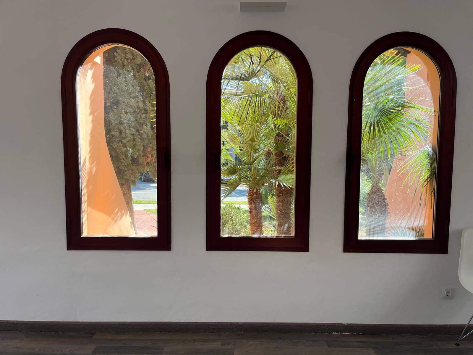 2 slaapkamer Commercieel te huur in Santa Ponsa - € 8.000 (Ref: 9566711)