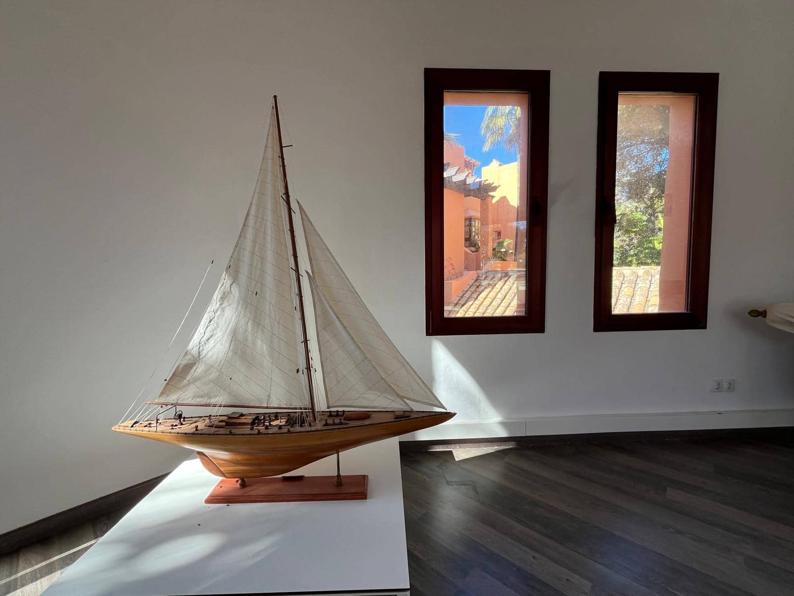 2 slaapkamer Commercieel te huur in Santa Ponsa - € 8.000 (Ref: 9566711)