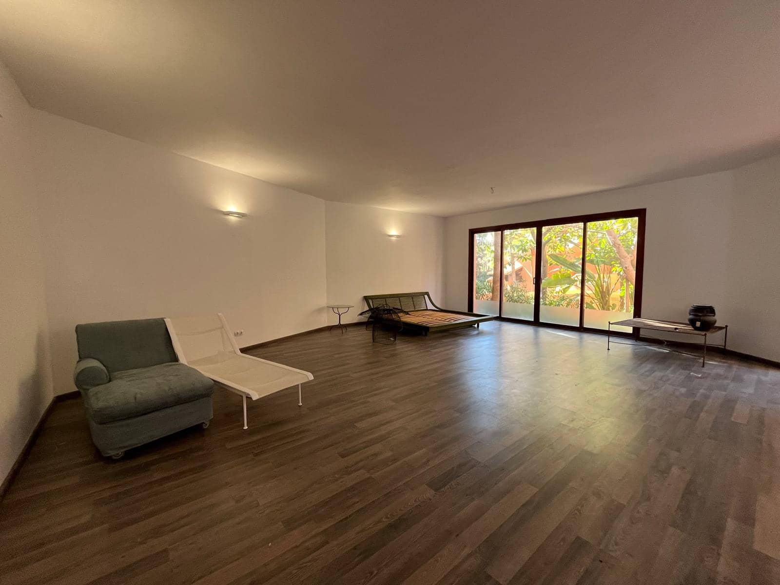 2 slaapkamer Commercieel te huur in Santa Ponsa - € 8.000 (Ref: 9566711)