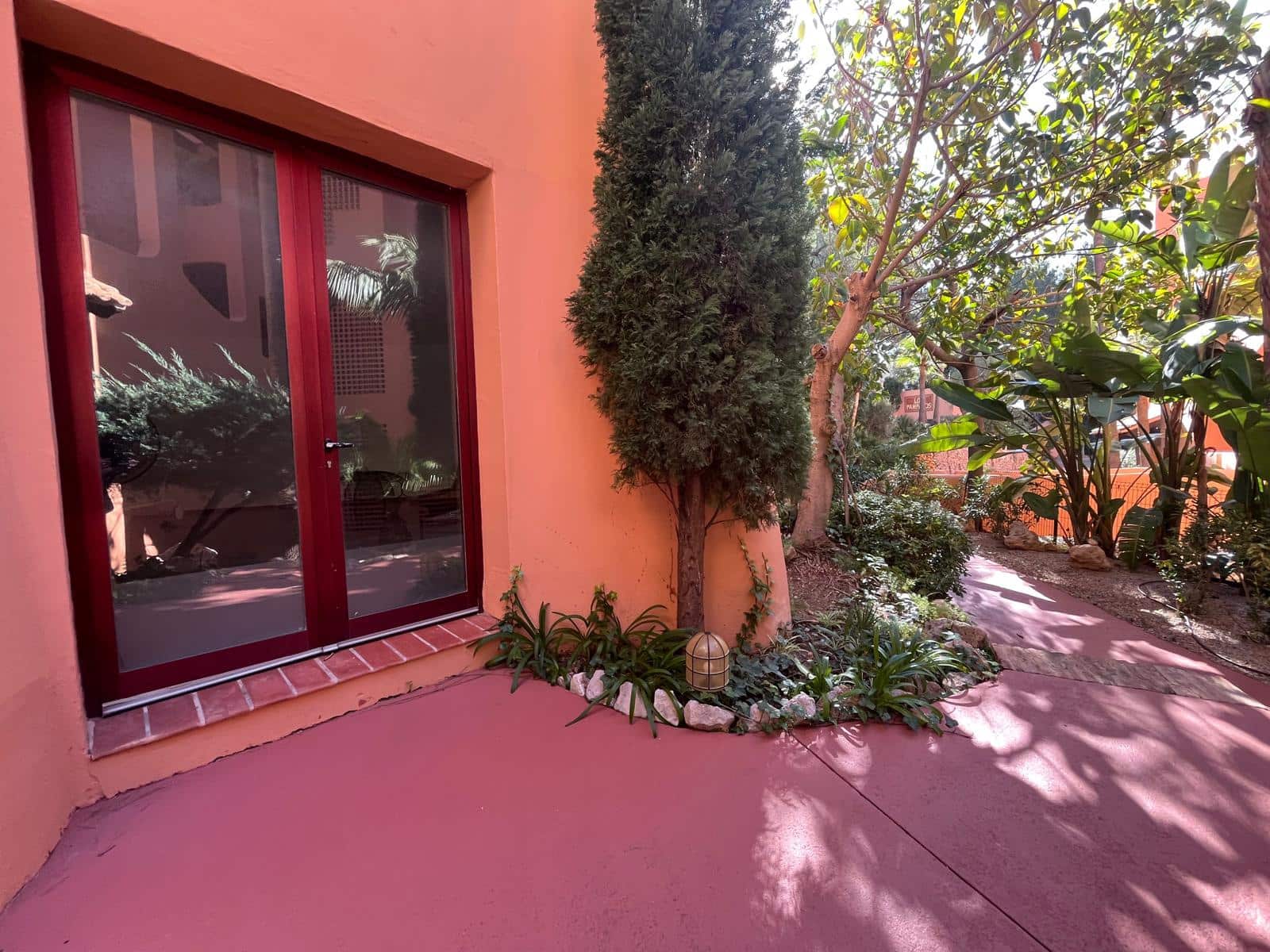 2 slaapkamer Commercieel te huur in Santa Ponsa - € 8.000 (Ref: 9566711)