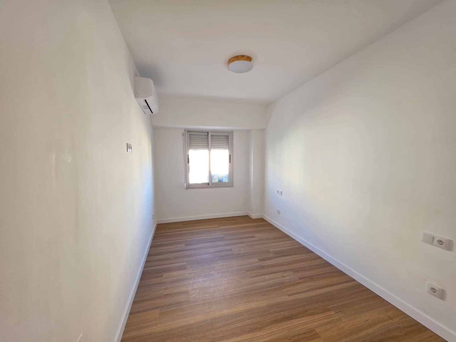 4 bedroom Apartment for rent in Palma de Mallorca - € 2,200 (Ref: 9570180)