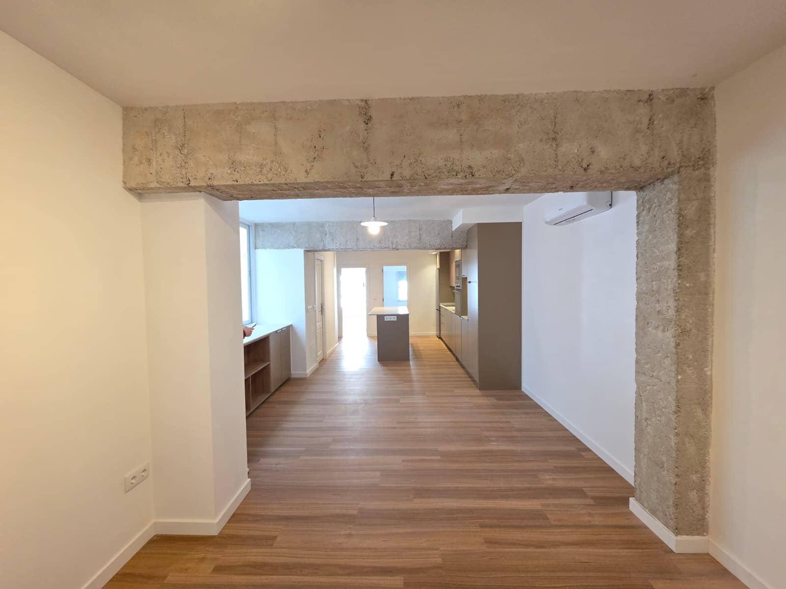 4 bedroom Apartment for rent in Palma de Mallorca - € 2,200 (Ref: 9570180)