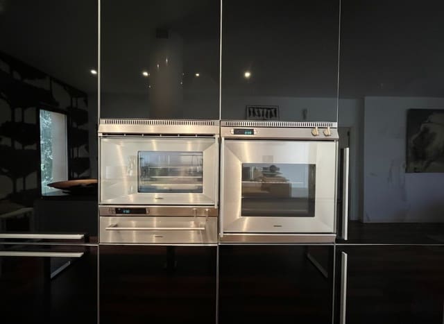 3 quarto Comercial para arrendar em Santa Ponsa, Calvià - 3 500 € (Ref: 9570181)