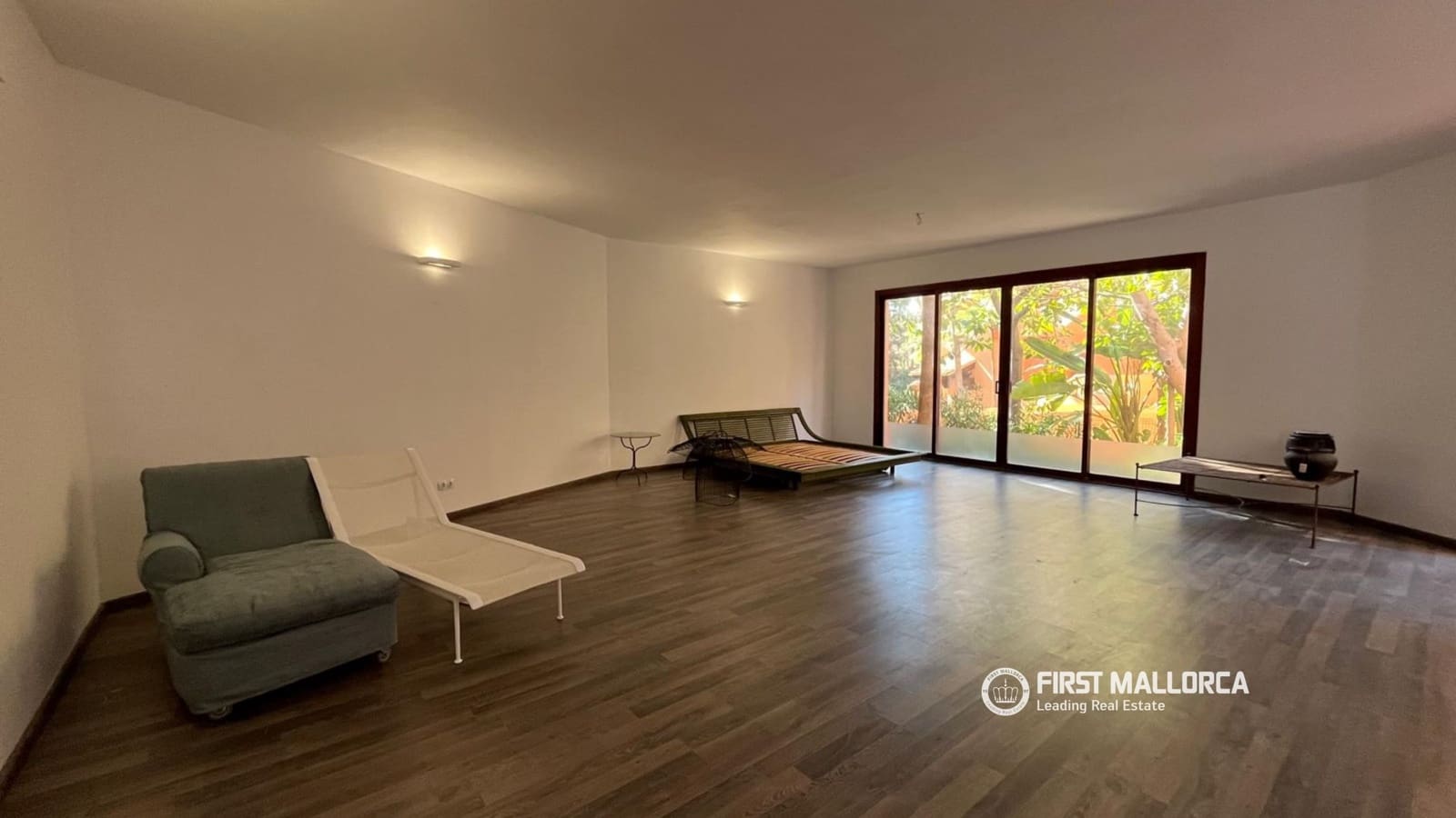 3 bedroom Commercial for rent in Santa Ponsa - € 3,500 (Ref: 9570181)
