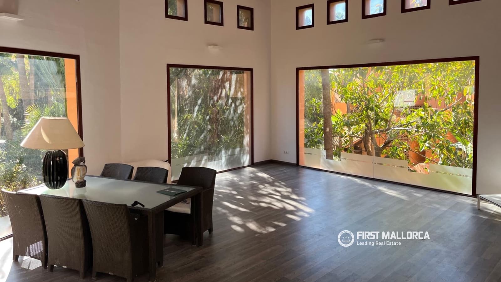 3 bedroom Commercial for rent in Santa Ponsa - € 3,500 (Ref: 9570181)