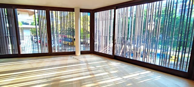 3 soverom Leilighet til leie i El Camp d'en Serralta, Palma de Mallorca med garasje - € 5 200 (Ref: 9570182)