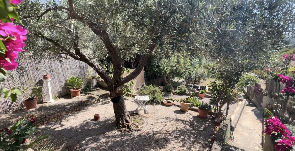 4 quarto Casa em Banda para arrendar em Campanet com garagem - 2 500 € (Ref: 9570183)