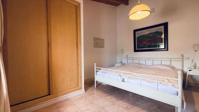 4 quarto Casa em Banda para arrendar em Campanet com garagem - 2 500 € (Ref: 9570183)