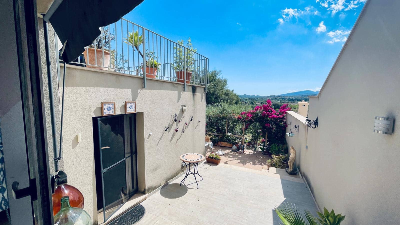 4 quarto Casa em Banda para arrendar em Campanet com garagem - 2 500 € (Ref: 9570183)