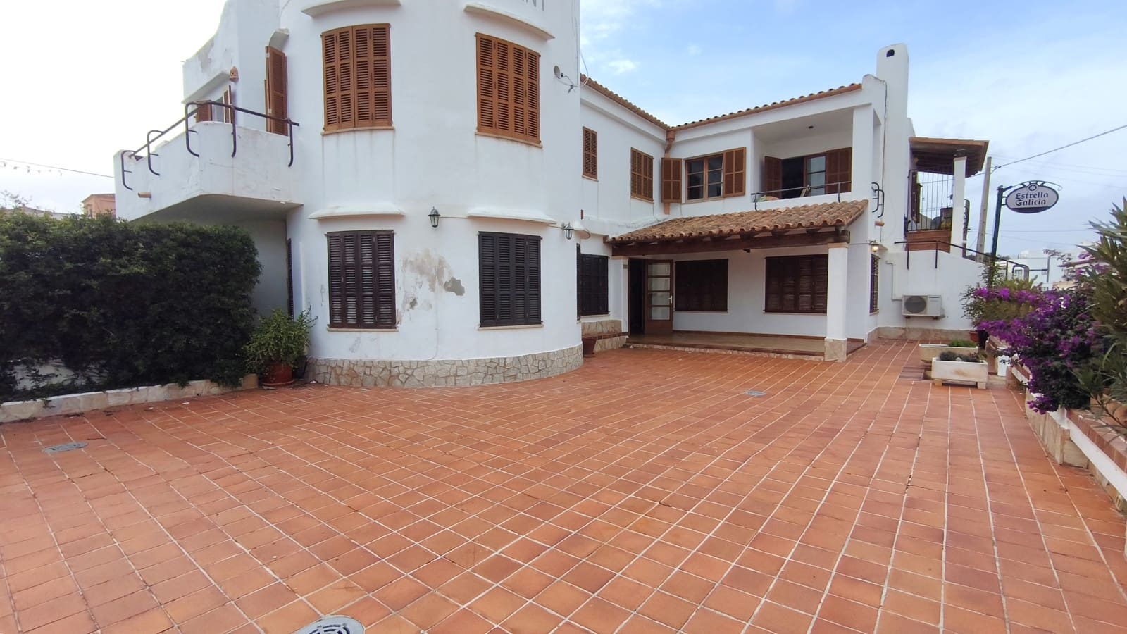 Kommersiell til salgs i Cala Figuera med garasje - € 570 000 (Ref: 9573500)