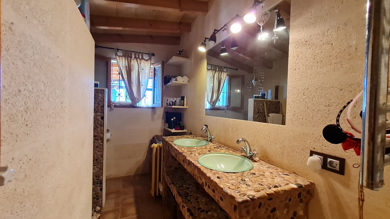 3 sypialnia Finka/Dom wiejski na sprzedaż w Llucmajor z basenem garażem - 550 000 € (Ref: 9573501)