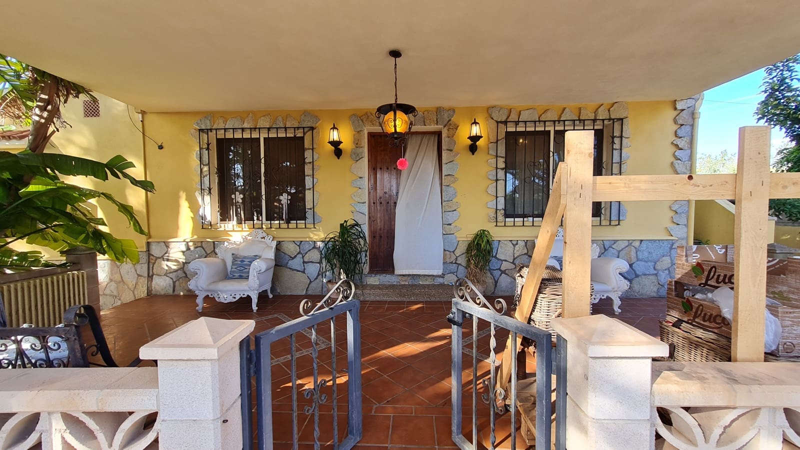 3 sypialnia Finka/Dom wiejski na sprzedaż w Llucmajor z basenem garażem - 550 000 € (Ref: 9573501)